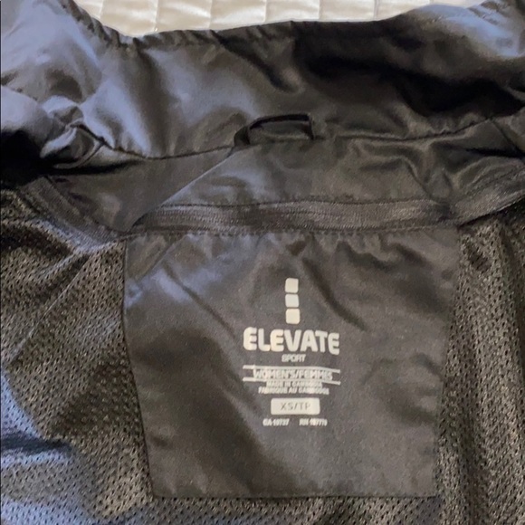 ELEVATE sport black jacket size XS - Picture 9 of 12